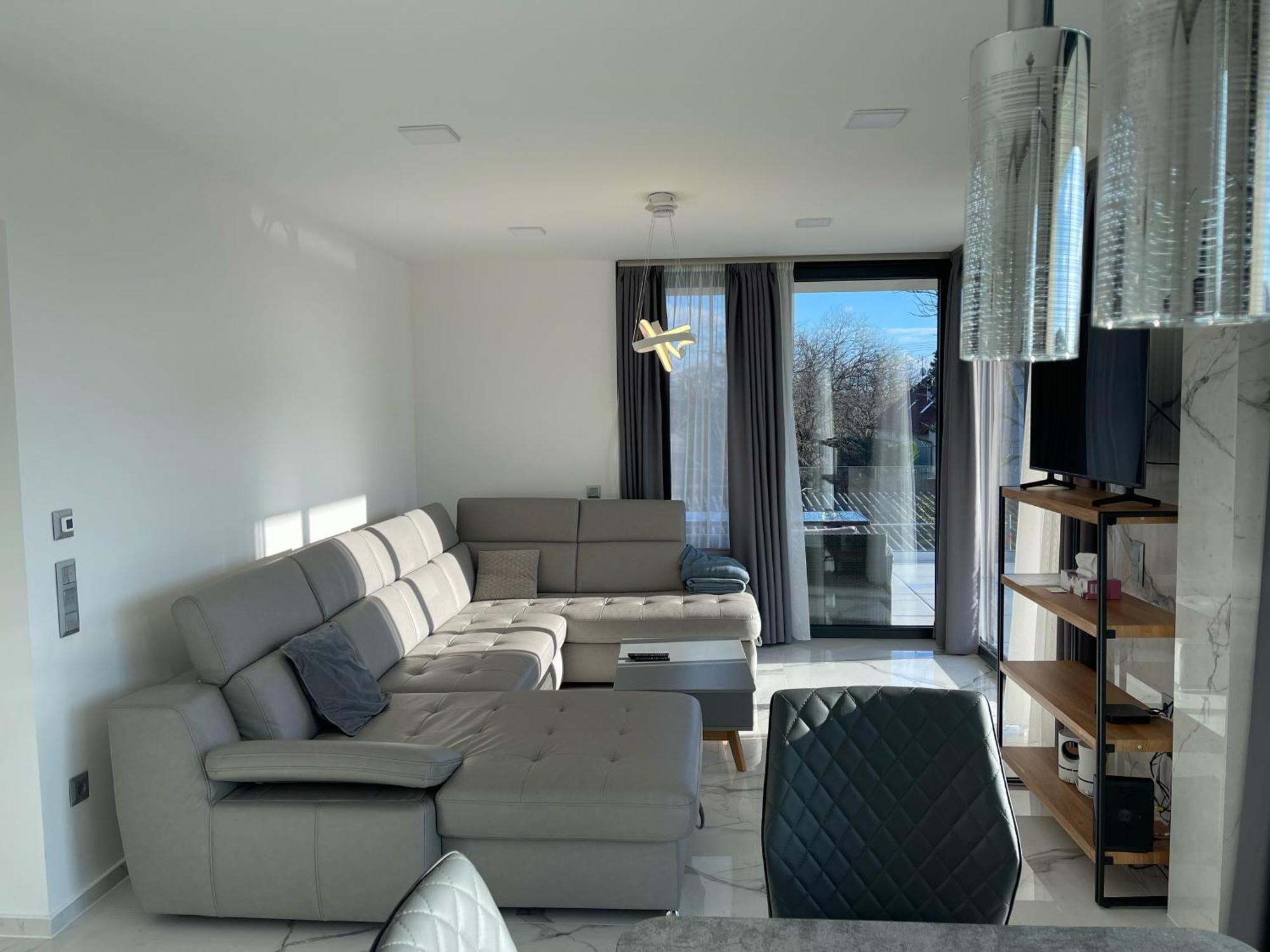 Almádiluxusapartman2 Balatonalmádi Esterno foto